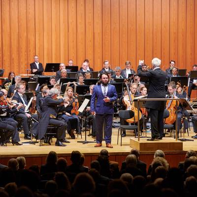 Stuttgart Phillarmonic Gala Concert with Thomas Ha